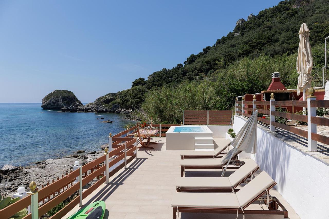 Villa Renata & Villa Filippos With Private Plunge Pool By Konnect Agios Gordios  Dış mekan fotoğraf